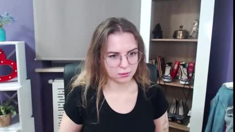Snapshot of blackrosezoey chatting on 12-04-24, 05:27 Z O E Y online show from 12-04-24, 05:27