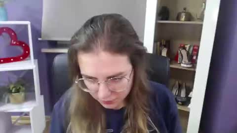 Snapshot of blackrosezoey chatting on 01-02-25, 08:39 Z O E Y online show from 01-02-25, 08:39