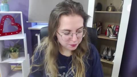Snapshot of blackrosezoey chatting on 01-02-25, 11:41 Z O E Y online show from 01-02-25, 11:41