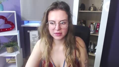 Snapshot of blackrosezoey chatting on 01-13-25, 09:08 Z O E Y online show from 01-13-25, 09:08