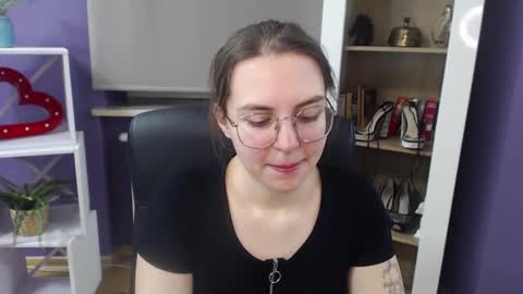 Snapshot of blackrosezoey chatting on 01-14-25, 05:40 Z O E Y online show from 01-14-25, 05:40