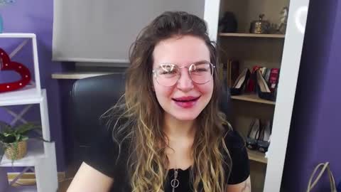 Snapshot of blackrosezoey chatting on 01-20-25, 05:26 Z O E Y online show from 01-20-25, 05:26