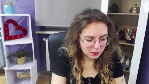 Snapshot of blackrosezoey chatting on 01-24-25, 05:31 Z O E Y online show from 01-24-25, 05:31