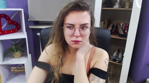 Snapshot of blackrosezoey chatting on 01-29-25, 05:30 Z O E Y online show from 01-29-25, 05:30