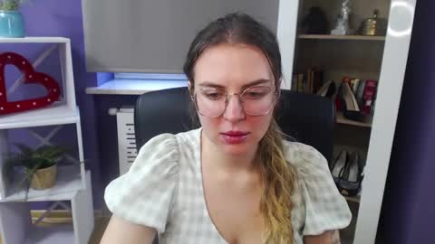 Snapshot of blackrosezoey chatting on 01-30-25, 08:54 Z O E Y online show from 01-30-25, 08:54