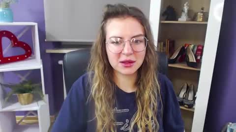 Snapshot of blackrosezoey chatting on 02-03-25, 05:29 Z O E Y online show from 02-03-25, 05:29