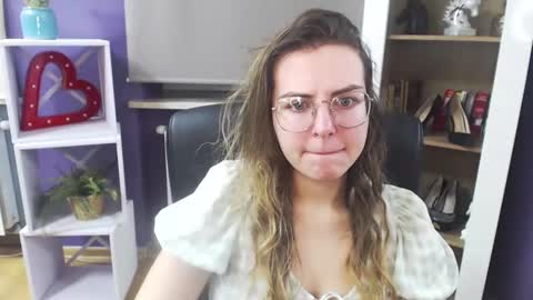 Snapshot of blackrosezoey chatting on 02-06-25, 05:35 Z O E Y online show from 02-06-25, 05:35