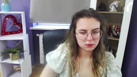 Snapshot of blackrosezoey chatting on 02-11-25, 11:54 Z O E Y online show from 02-11-25, 11:54