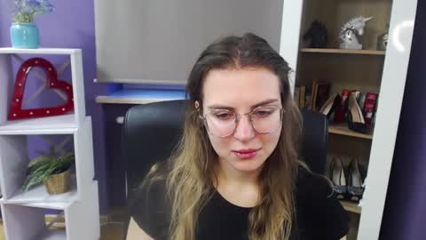 Snapshot of blackrosezoey chatting on 02-17-25, 06:20 Z O E Y online show from 02-17-25, 06:20