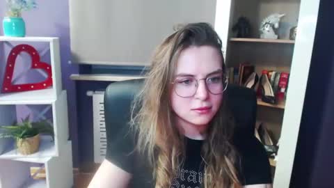 Snapshot of blackrosezoey chatting on 02-20-25, 05:44 Z O E Y online show from 02-20-25, 05:44