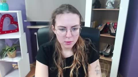 Snapshot of blackrosezoey chatting on 02-24-25, 05:33 Z O E Y online show from 02-24-25, 05:33