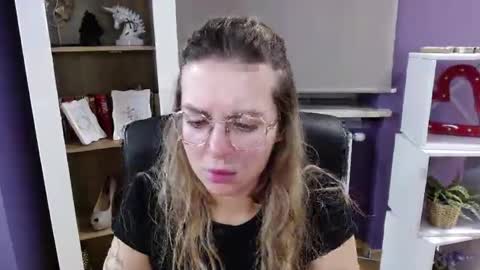 Snapshot of blackrosezoey chatting on 10-07-25, 04:31 Z O E Y online show from 10-07-25, 04:31