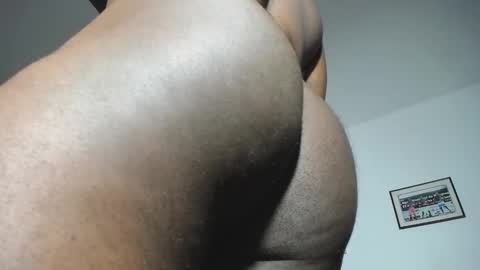 Snapshot of blacksexmachine69 chatting on 03-28-26, 12:54 camilo online show from 03-28-26, 12:54