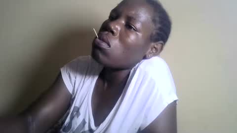 Snapshot of blacksexygal chatting on 02-12-25, 05:26 SARAH online show from 02-12-25, 05:26