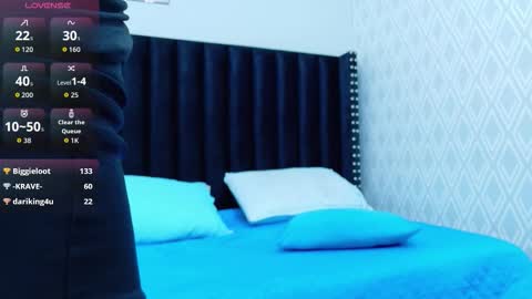 Tifffany bllom online show from 02-19-26, 02:51