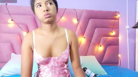 Tifffany bllom online show from 02-25-26, 02:54