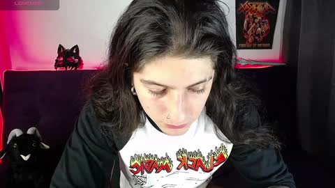 Snapshot of blackwolf_6 chatting on 01-16-25, 04:49 Dave online show from 01-16-25, 04:49