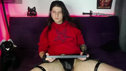 Snapshot of blackwolf_6 chatting on 01-17-25, 04:49 Dave online show from 01-17-25, 04:49