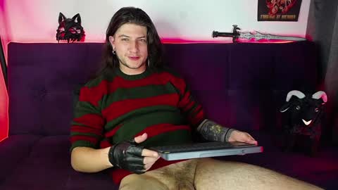 Snapshot of blackwolf_6 chatting on 01-23-25, 05:56 Dave online show from 01-23-25, 05:56