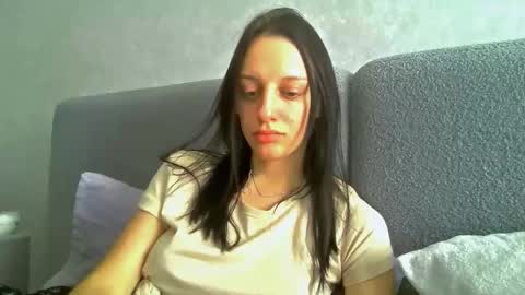 Ivy online show from 09-15-25, 10:04