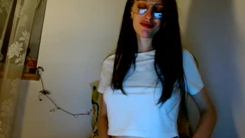 Ivy online show from 05-19-26, 10:49