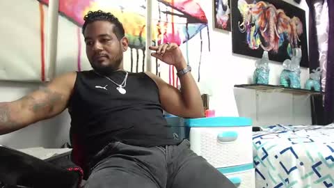 Snapshot of blade_foxx chatting on 12-19-24, 08:34 Richard online show from 12-19-24, 08:34