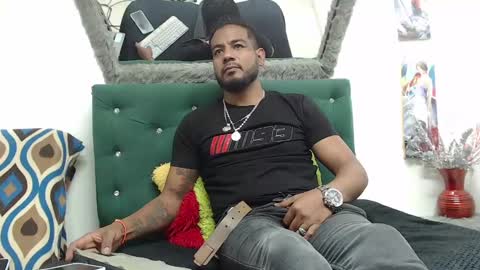 Snapshot of blade_foxx chatting on 01-03-25, 04:44 Richard online show from 01-03-25, 04:44