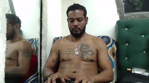 Snapshot of blade_foxx chatting on 01-22-25, 12:27 Richard online show from 01-22-25, 12:27