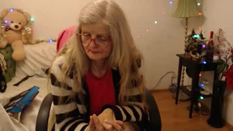 Snapshot of blairfort chatting on 12-14-24, 05:25 blairfort online show from 12-14-24, 05:25