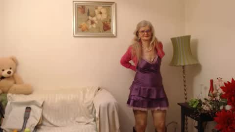 Snapshot of blairfort chatting on 01-21-25, 12:29 blairfort online show from 01-21-25, 12:29