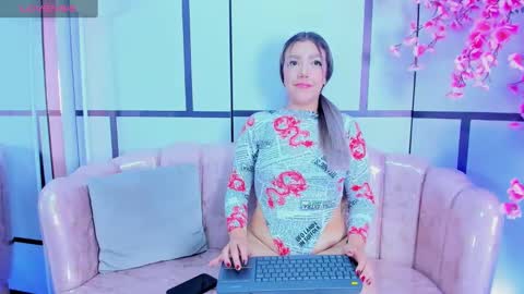 Snapshot of blairjones_ chatting on 09-26-25, 12:53 blairjones_ online show from 09-26-25, 12:53