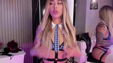 Snapshot of blairsantini chatting on 12-01-24, 10:21 Blair online show from 12-01-24, 10:21