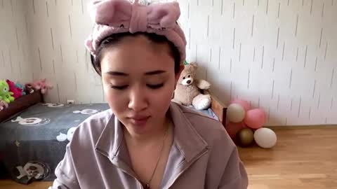Mila online show from 03-22-26, 06:39