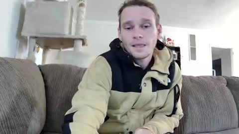 Snapshot of blakeandskylar chatting on 12-23-24, 03:23 BlakeAndSkylar online show from 12-23-24, 03:23
