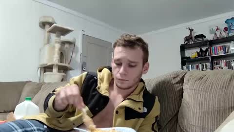 Snapshot of blakeandskylar chatting on 12-26-24, 08:00 BlakeAndSkylar online show from 12-26-24, 08:00