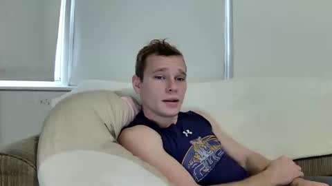 Snapshot of blakeandskylar chatting on 12-27-24, 01:07 BlakeAndSkylar online show from 12-27-24, 01:07