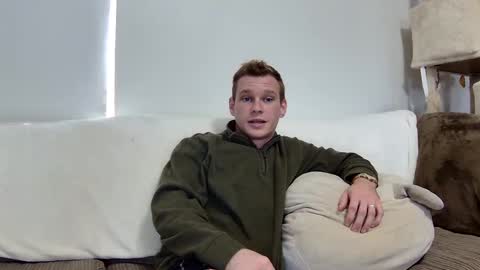 Snapshot of blakeandskylar chatting on 12-29-24, 08:15 BlakeAndSkylar online show from 12-29-24, 08:15