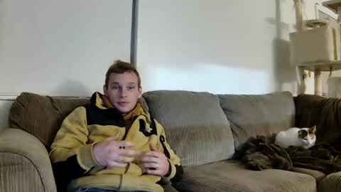 Snapshot of blakeandskylar chatting on 01-09-25, 04:08 BlakeAndSkylar online show from 01-09-25, 04:08