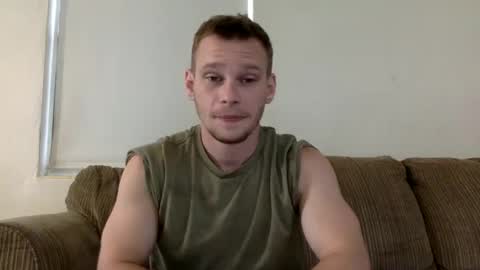 Snapshot of blakeandskylar chatting on 09-10-25, 03:56 BlakeAndSkylar online show from 09-10-25, 03:56