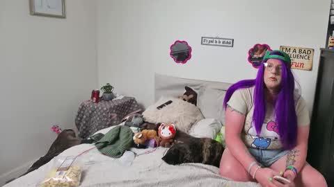 Snapshot of blakelytgirl chatting on 11-10-25, 02:32 Blakely Morningstar online show from 11-10-25, 02:32