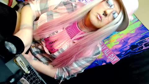 Blakely Morningstar   online show from 05-20-26, 09:04