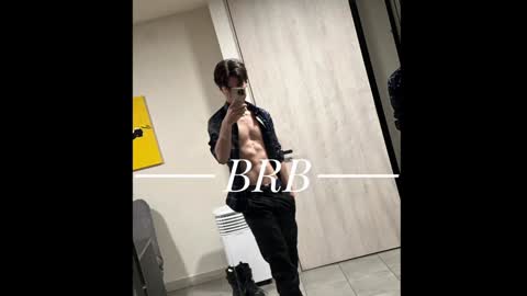 Snapshot of blakeshatter chatting on 01-06-25, 07:13 blakeshatter online show from 01-06-25, 07:13