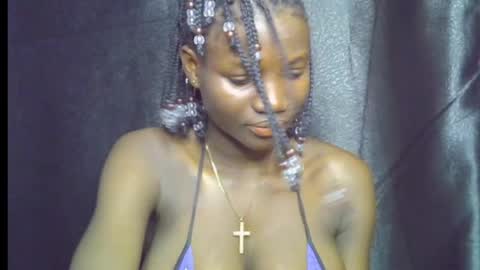 nikky00 online show from 04-29-26, 08:18