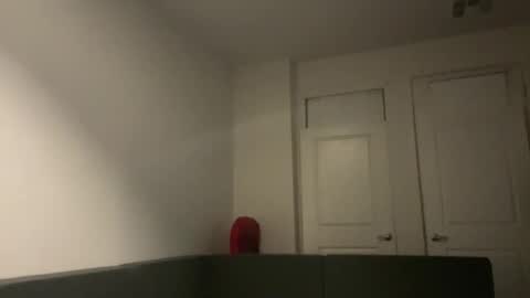 Snapshot of blasian4 chatting on 12-20-25, 05:03 blasian4 online show from 12-20-25, 05:03