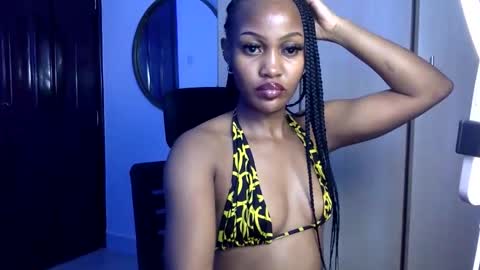 Hot ronn online show from 10-30-25, 02:57