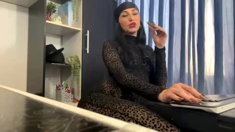 Snapshot of blazeamanda chatting on 10-16-25, 02:18 Goddess Blaze online show from 10-16-25, 02:18