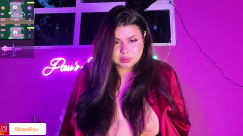 Snapshot of blazedpaux chatting on 12-16-25, 10:48 Pau online show from 12-16-25, 10:48