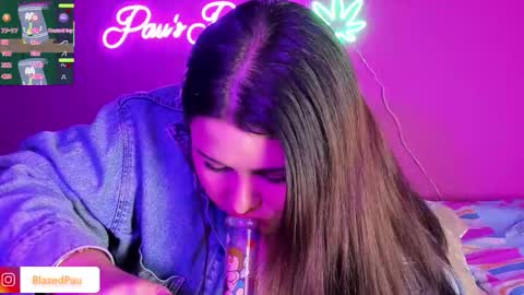 Snapshot of blazedpaux chatting on 12-23-25, 12:08 Pau online show from 12-23-25, 12:08