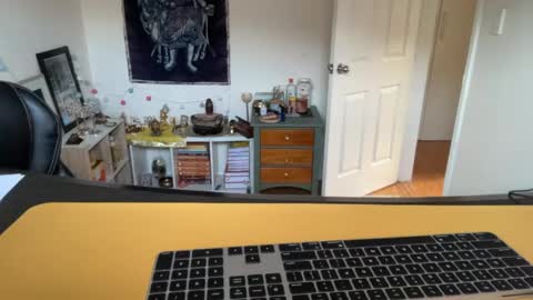 bleakshado online show from 06-04-26, 11:55
