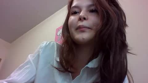 Snapshot of blearalin chatting on 10-24-25, 11:17 blearalin online show from 10-24-25, 11:17